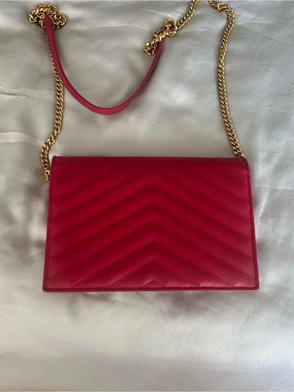 YSL CASSANDRE ENVELOPE CHAIN WALLET IN LAMBSKIN-Hot Pink